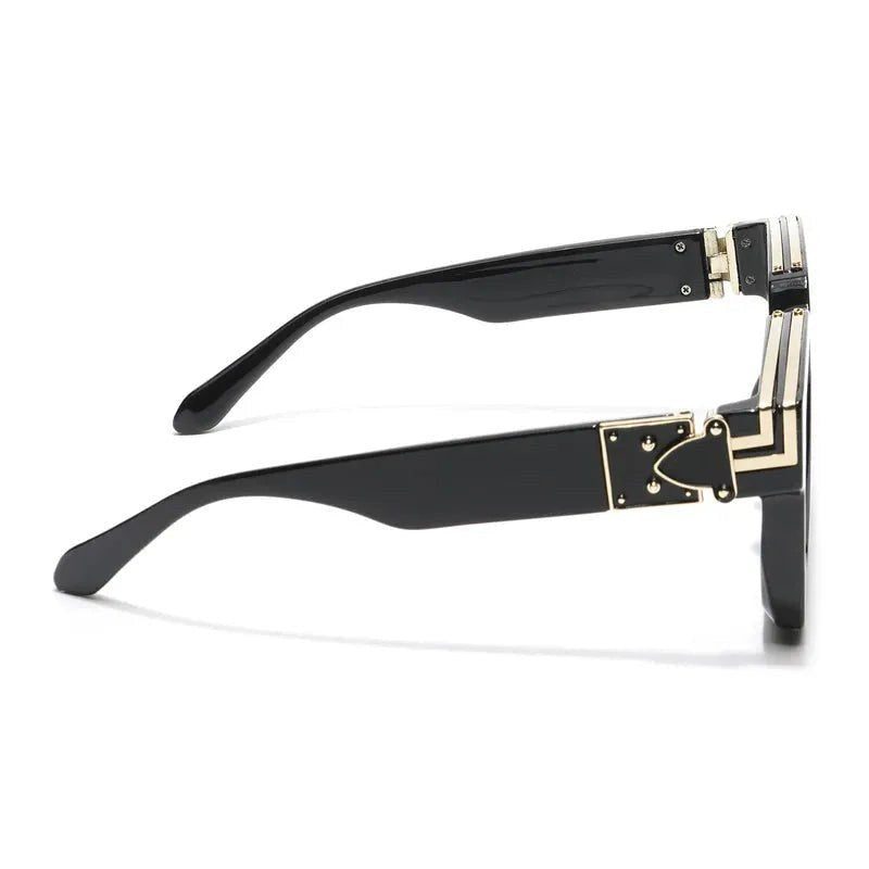 Bold Black Medium Full Rim Square Sunglasses for Men — Hashtag Eyewears