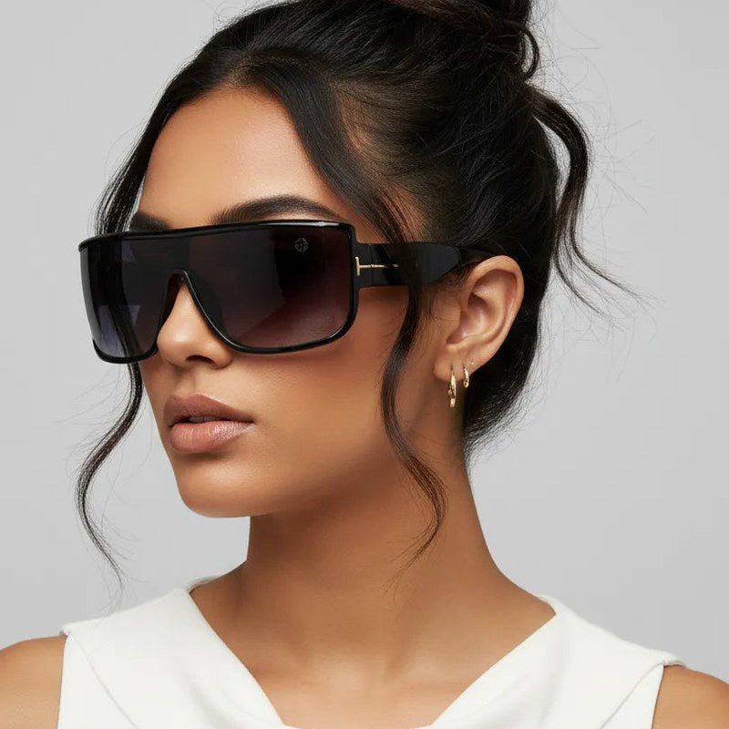 Texas Gradient Black Medium Full Rim Shield Sunglasses for Men & Women — Hashtag Eyewears
