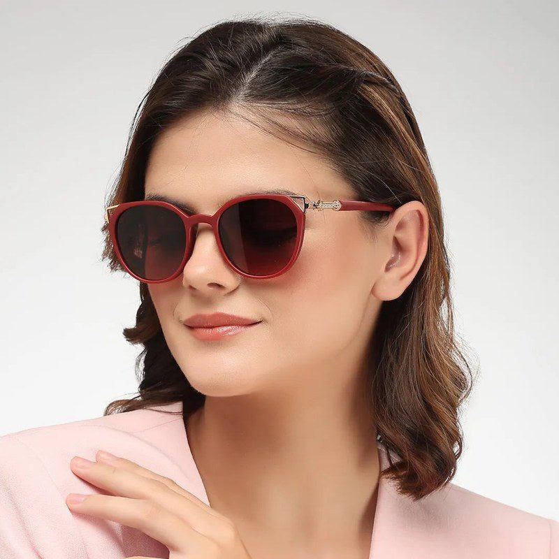 Vortex Red Medium Full Rim Round Sunglasses for Women — Hashtag Eyewears