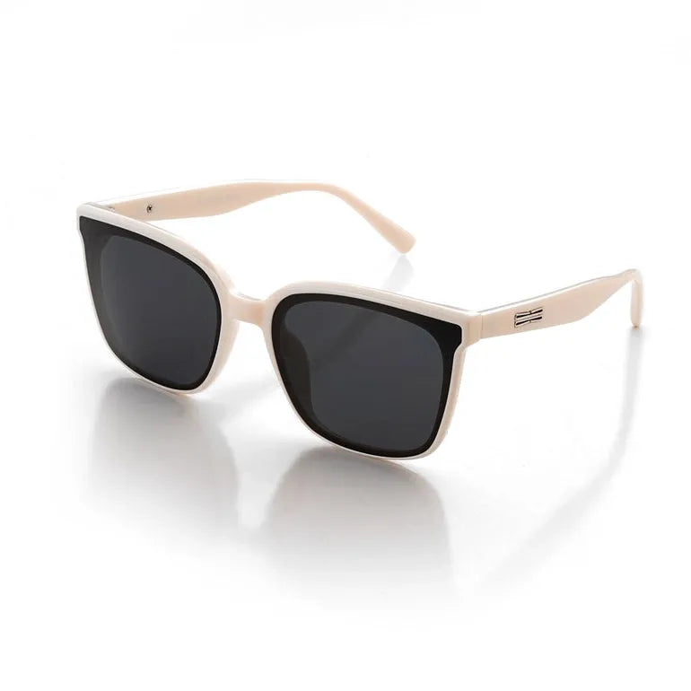 Lumor | Off -White Medium Full Rim Square Sunglasses for Women [UV-protected]