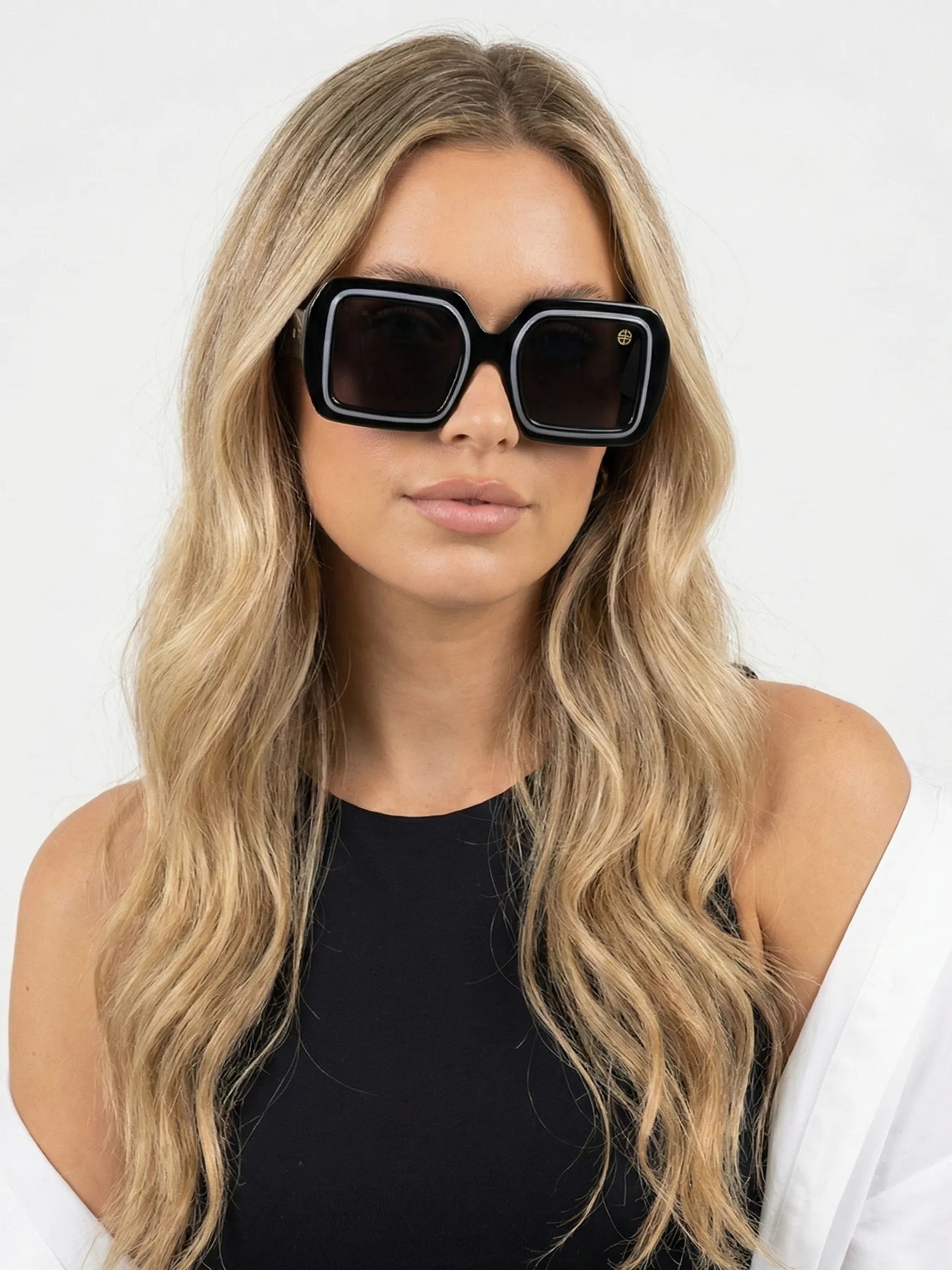 Jumbo | Black Medium Full Rim Square Sunglasses for Men & Women [UV-protected]