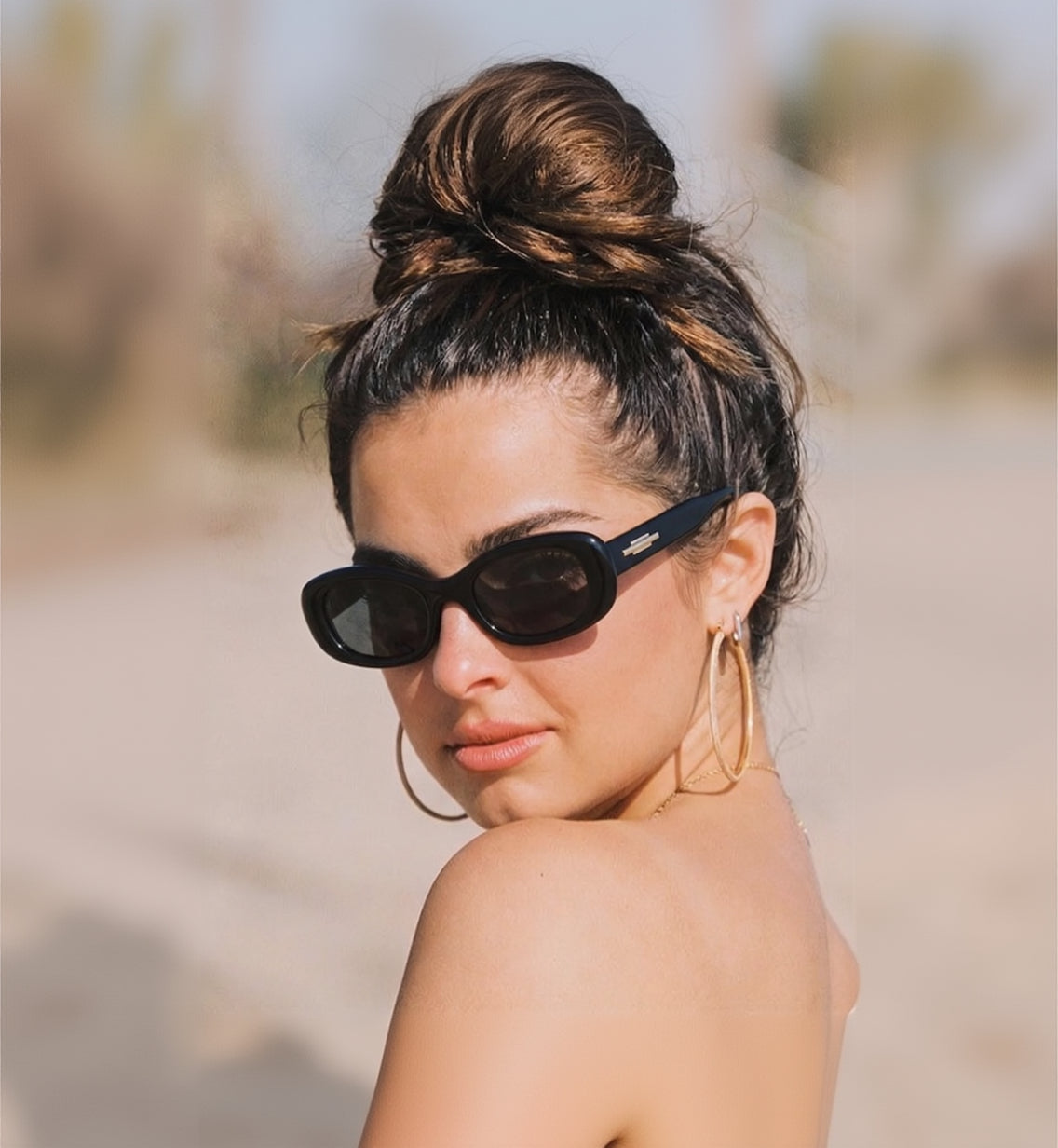 Aura | Black Medium Full Rim Oval Sunglasses for Men & Women [UV-protected] HASHTAG X WHITECHERRY