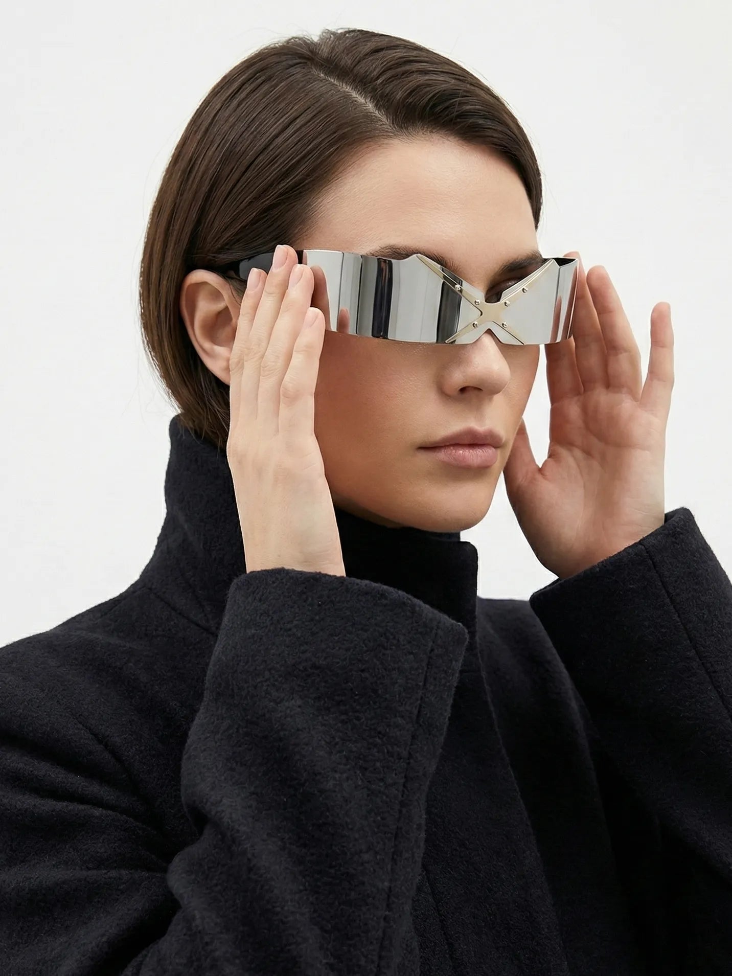 Eagle | Silver-Black Medium Rim Less Shield Sunglasses for Men & Women [UV-protected]