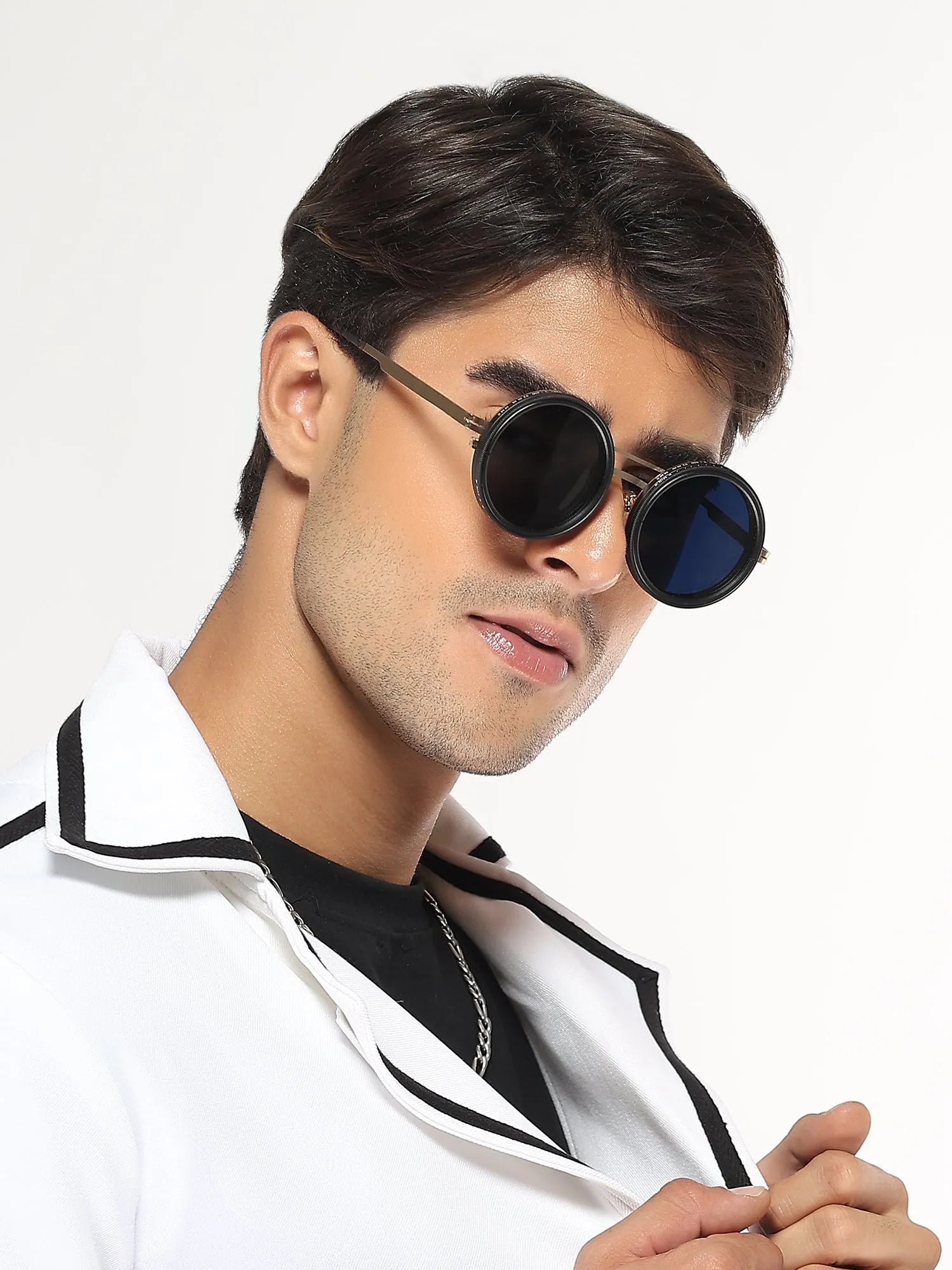 APERTURE | Golden & Black Large Full Rim Round Sunglasses for Men & Women [Tint Adjustable]