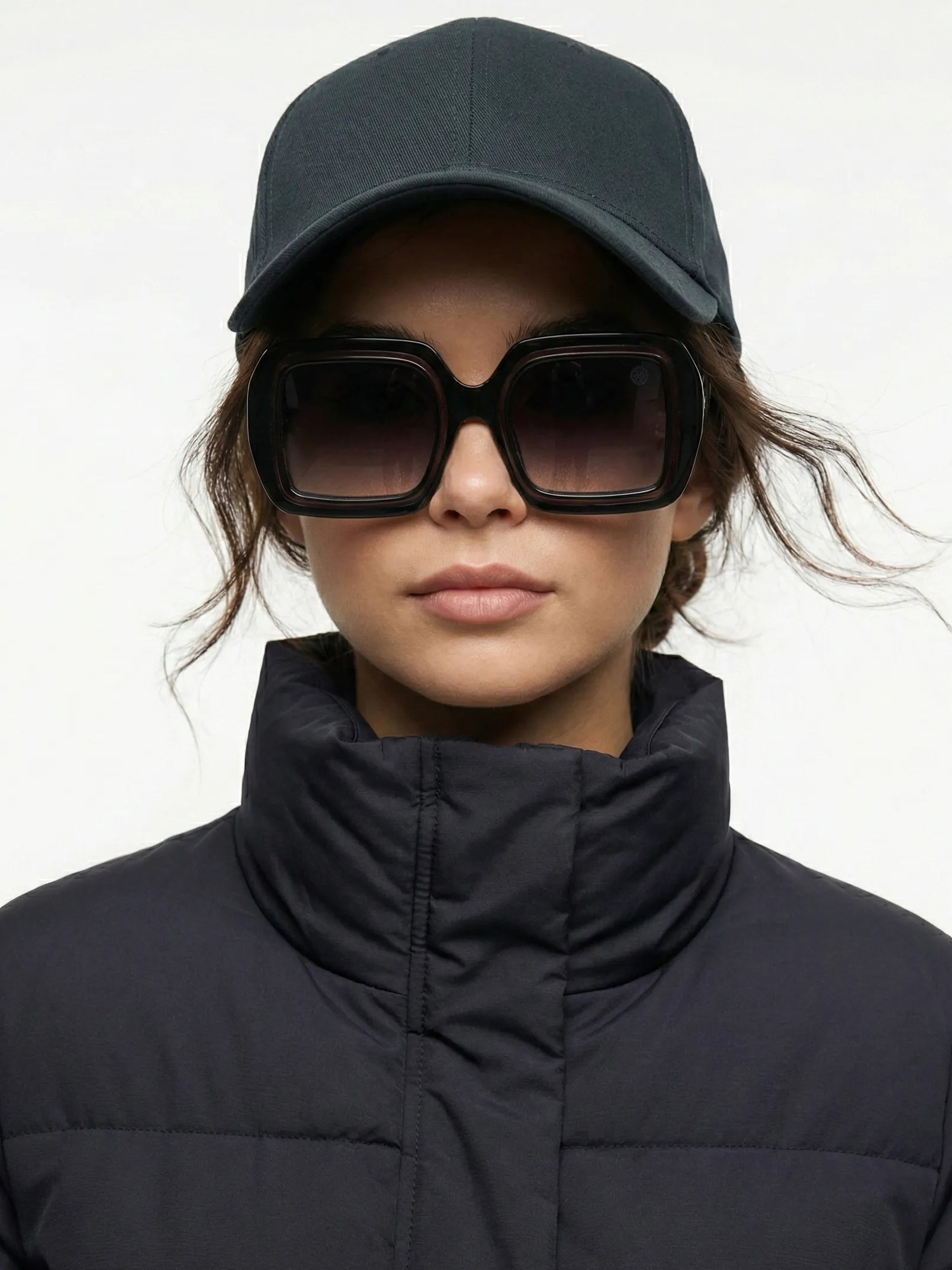 Jumbo | Gradient Black Medium Full Rim Square Sunglasses for Men & Women [UV-protected]