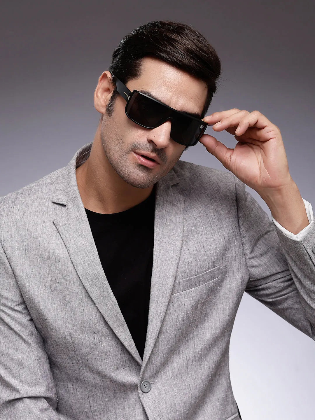 Texas | Black Medium Full Rim Shield Sunglasses for Men & Women [UV-protected]