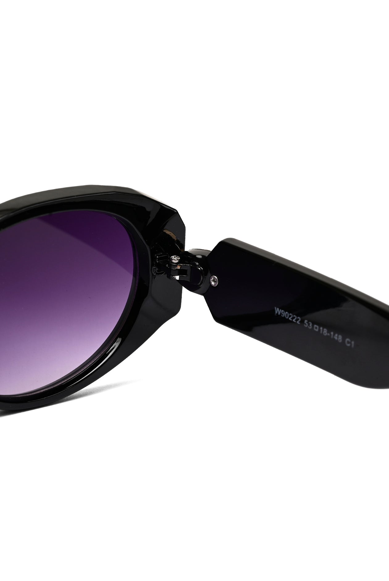 Medusa | Black Medium Full Rim Oval Sunglasses for Women [UV-protected]