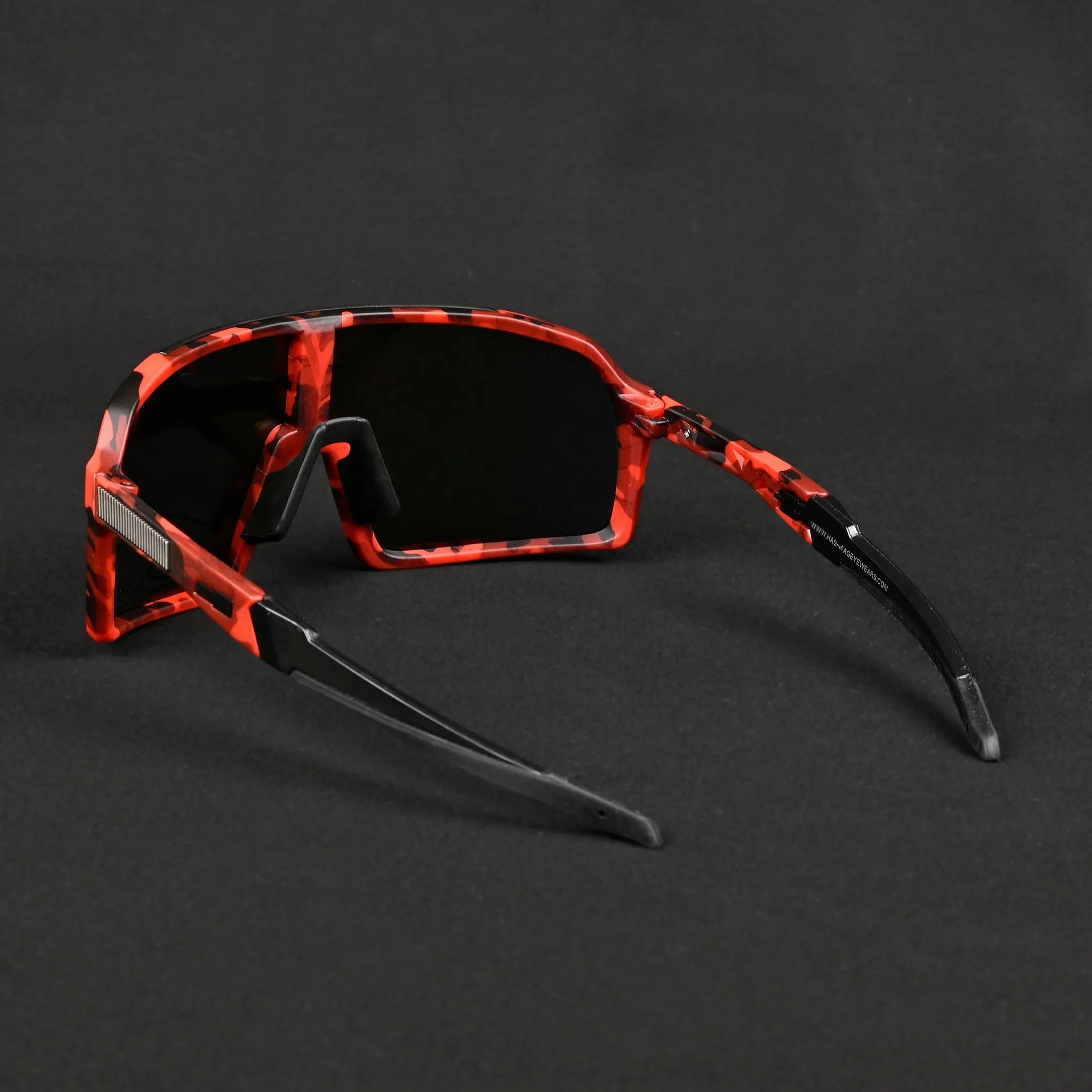 Swift | Red-Black Texture Large Full Rim Visor Sports for Men & Women [Mirrored]