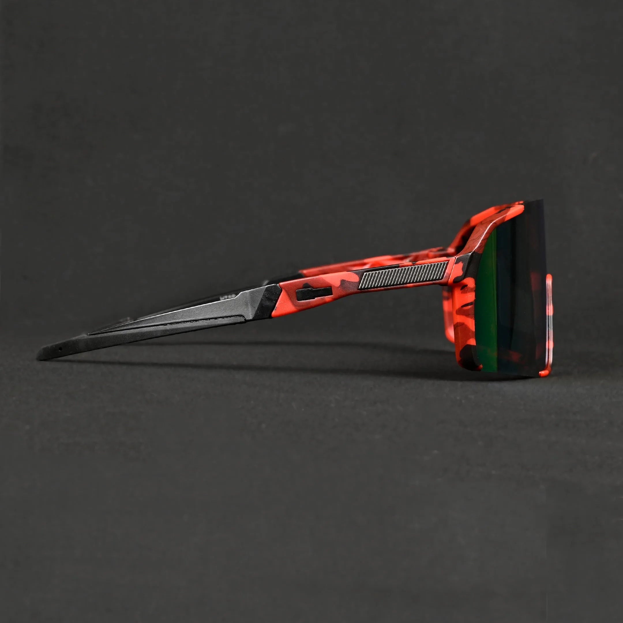 Swift | Red-Black Texture Large Full Rim Visor Sports for Men & Women [Mirrored]