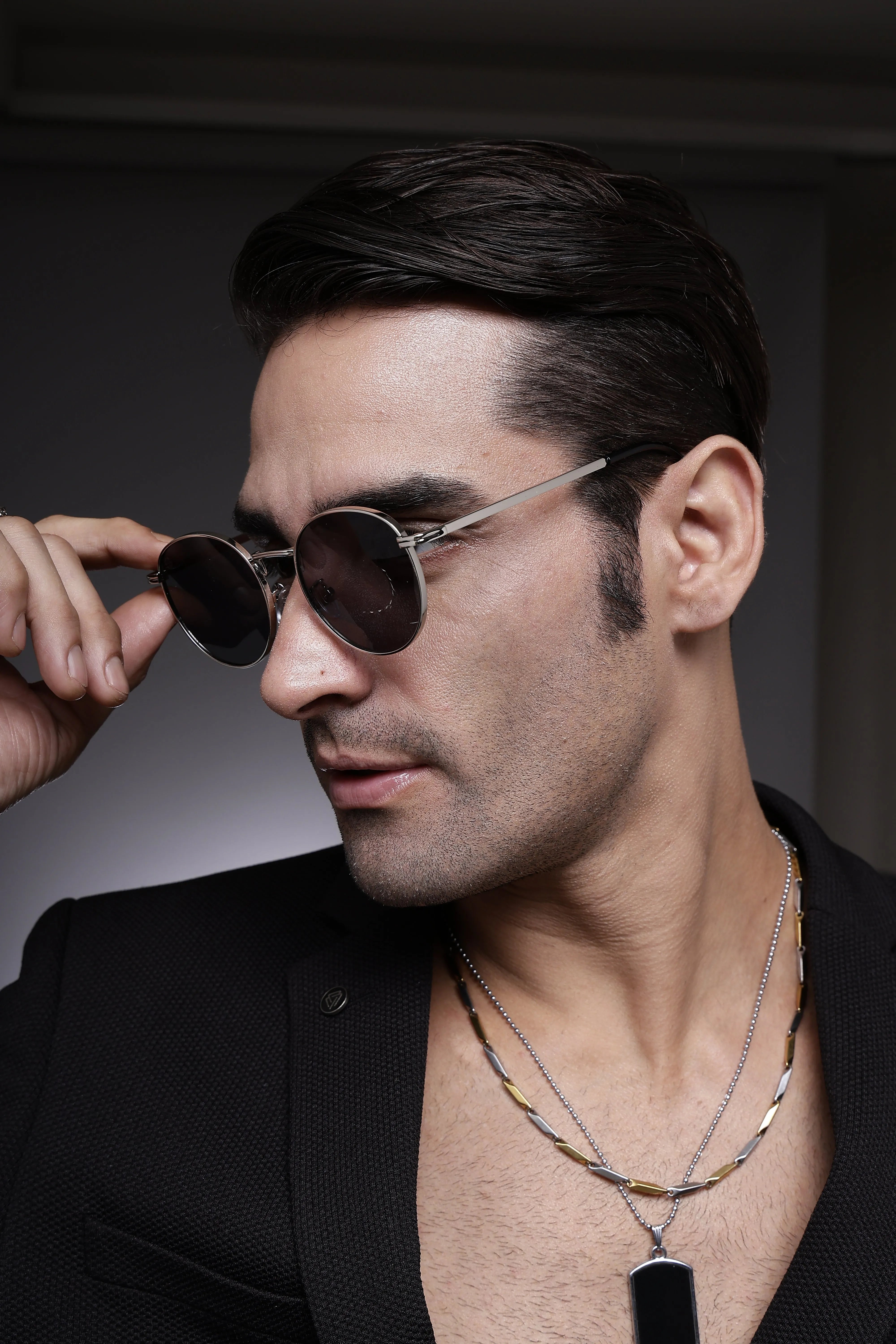 Solyra | Grey Medium Full Rim Oval Sunglasses for Men [UV-protected]