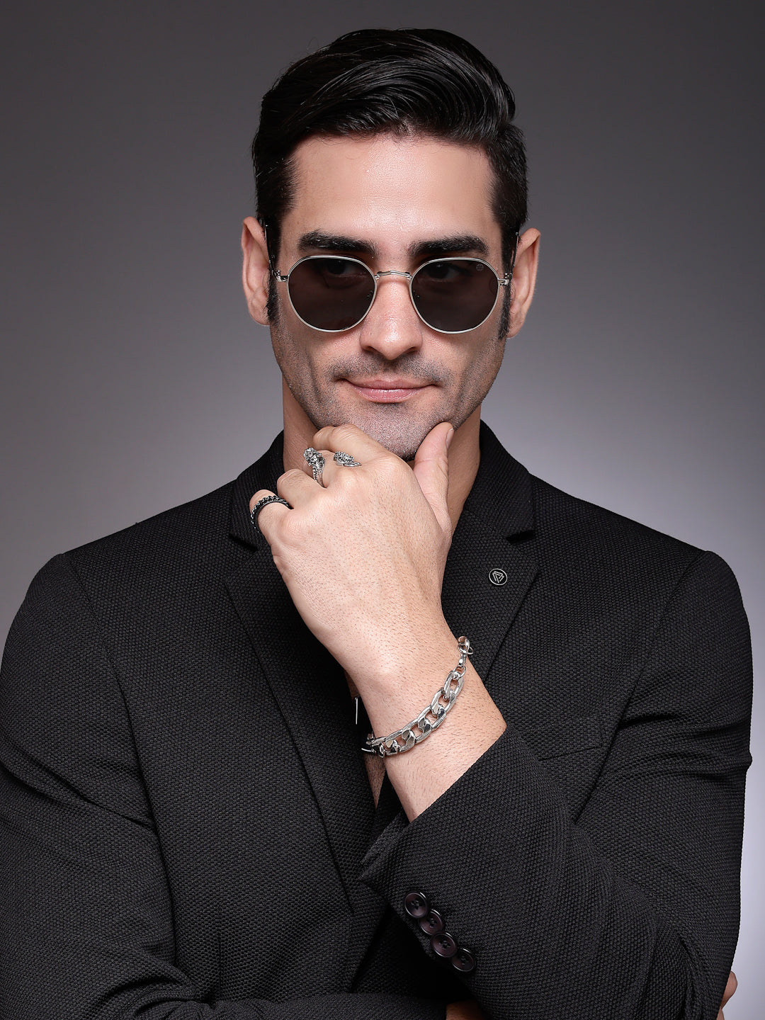 Veylara | Black Medium Full Rim Oval Sunglasses for Men [UV-protected]