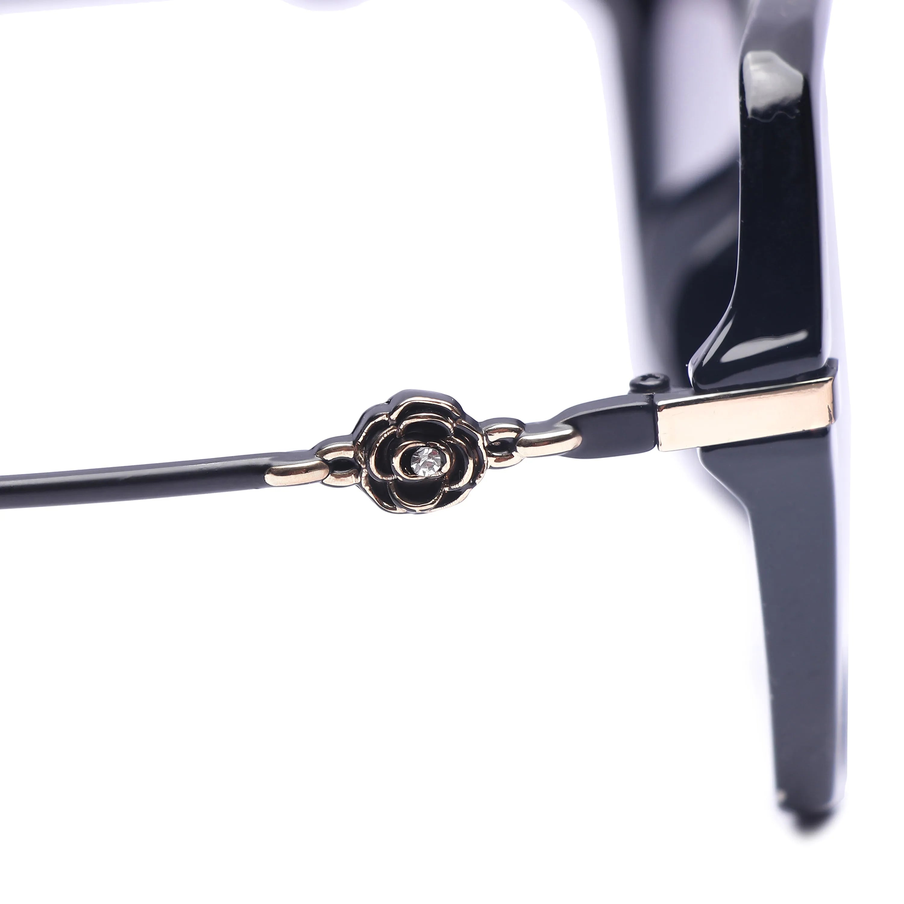 Calyra | Gradient Black Large Full Rim Square Sunglasses for Women [Polarized]