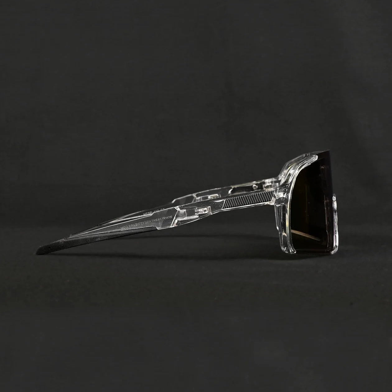 Swift sports sunglass for men Mirrored