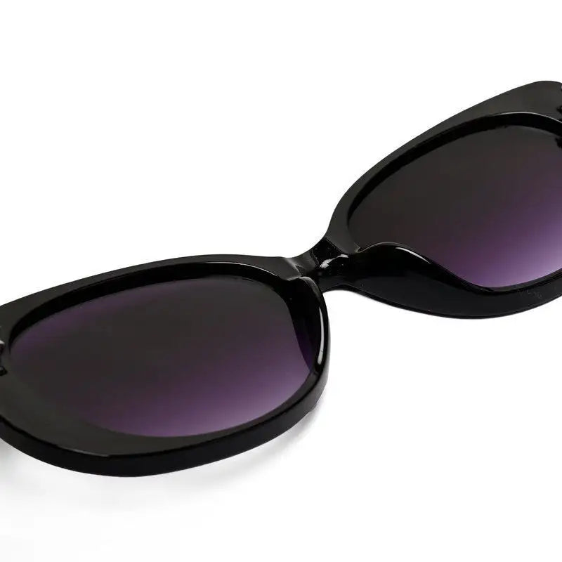 Evira | Black Large Full Rim Cateye Sunglasses for Women [UV-protected]