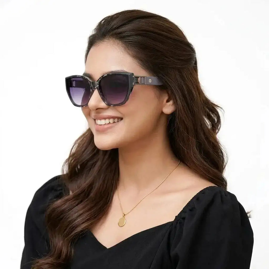 Fynix | Black Grey Texture Medium Full Rim Cateye Sunglasses for Women [UV-protected]