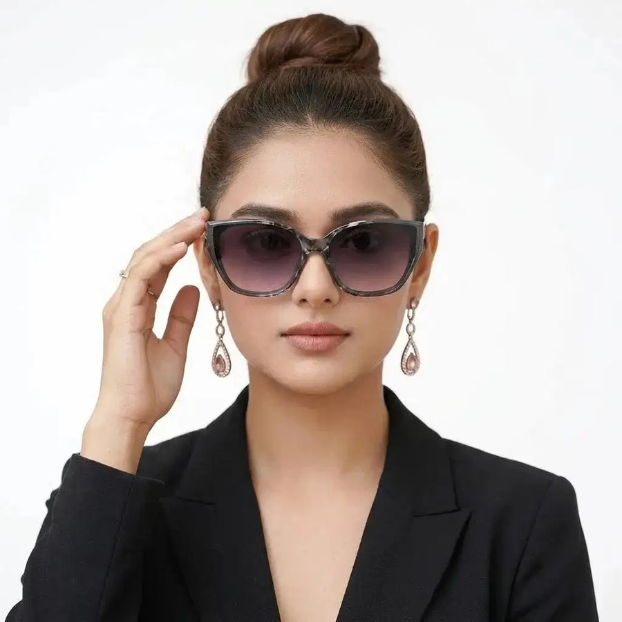 Fynix | Black Grey Texture Medium Full Rim Cateye Sunglasses for Women [UV-protected]