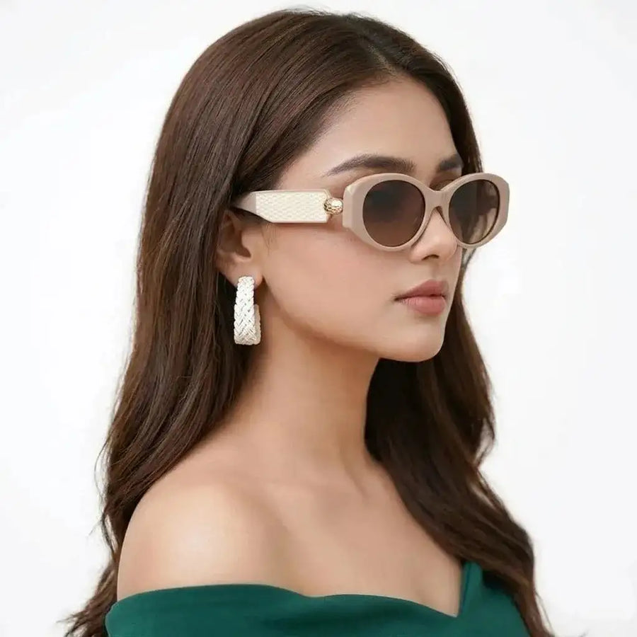 Medusa | Light Brown Medium Full Rim Oval Sunglasses for Women [UV-protected]