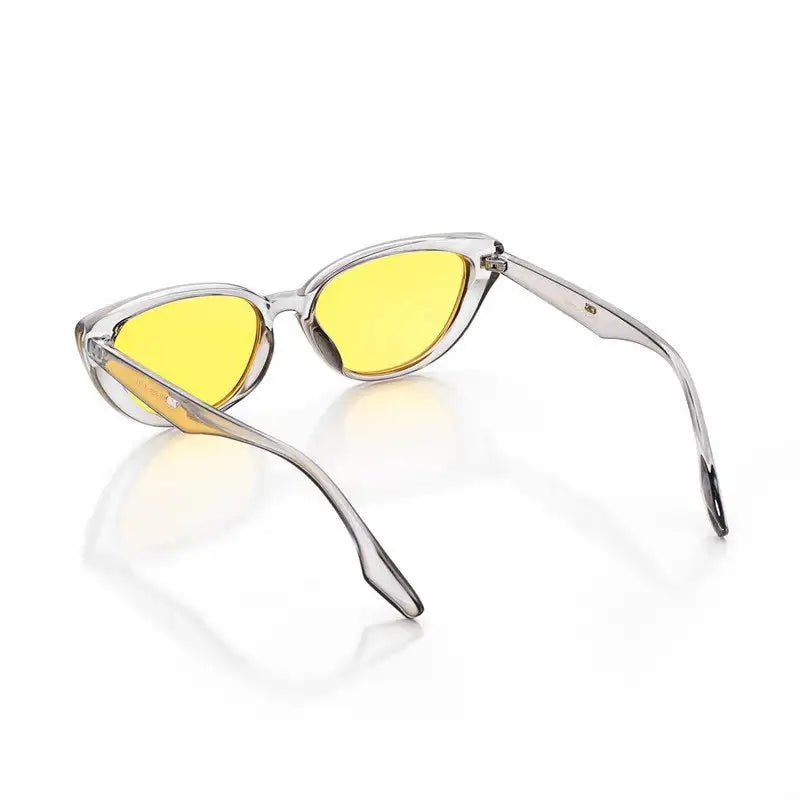 Ultravox | Transparent-Grey Medium Full Rim Cat-Eye Sunglasses for Women [UV-protected] HASHTAG X WHITECHERRY